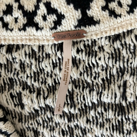 Free People Knit Cardigan V Neck Double Button Sweater, Black/White Size L - Picture 3 of 16